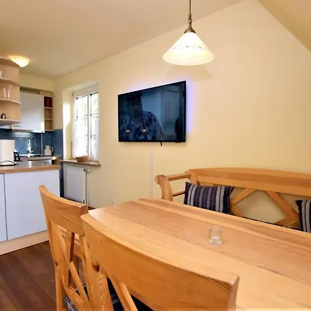 Fasanenweg 2 B, Whg. 3 Apartment *